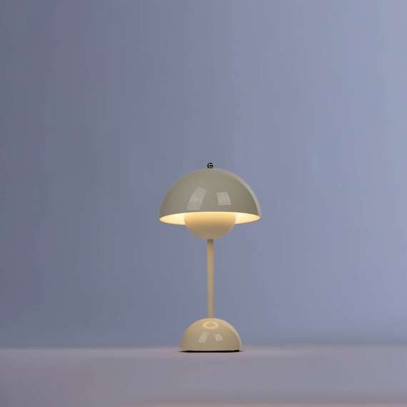 Настольный светильник Mary белый