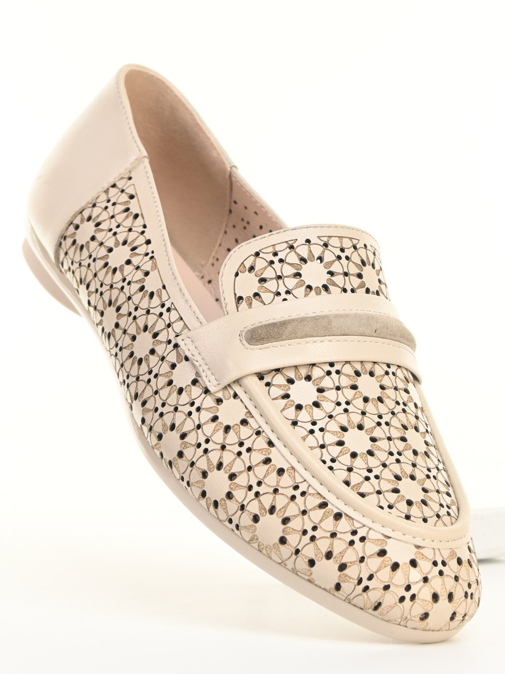 Лоферы женские Ascalini G2357B