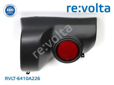 Уголок бампера задний правый (RH) Mitsubishi L200 (с катафотом) / RVLT-6410A226