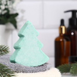 Бомбочка для ванны Елочка с ароматом пряного яблока - 90 гр.