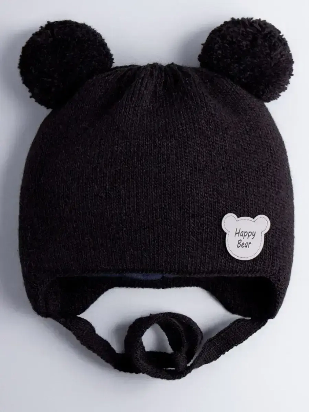 Шапка детская осенняя с завязками и помпонами