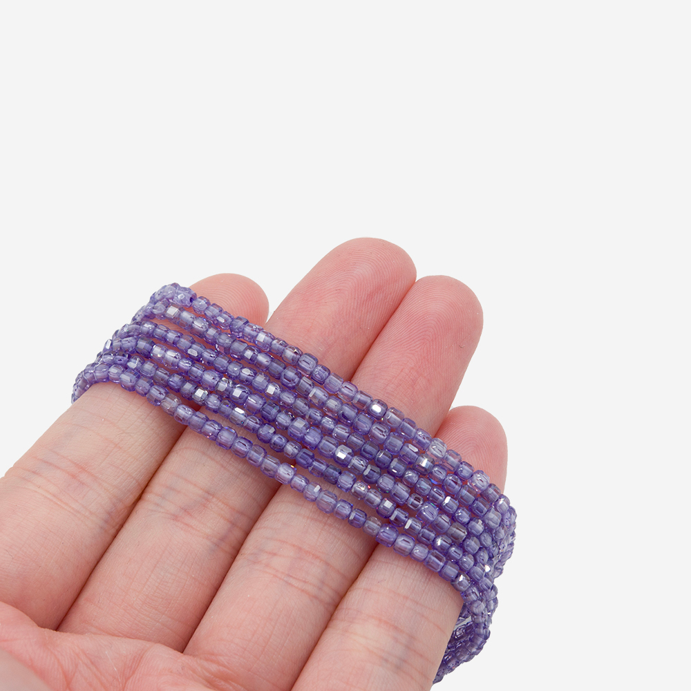 Фианиты, оттенок "Лаванда", 2,3мм, кубик, микроогранка