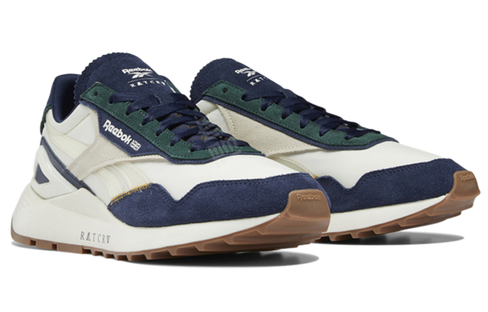 Кроссовки Romantic Crown X Reebok Classic Legacy Az