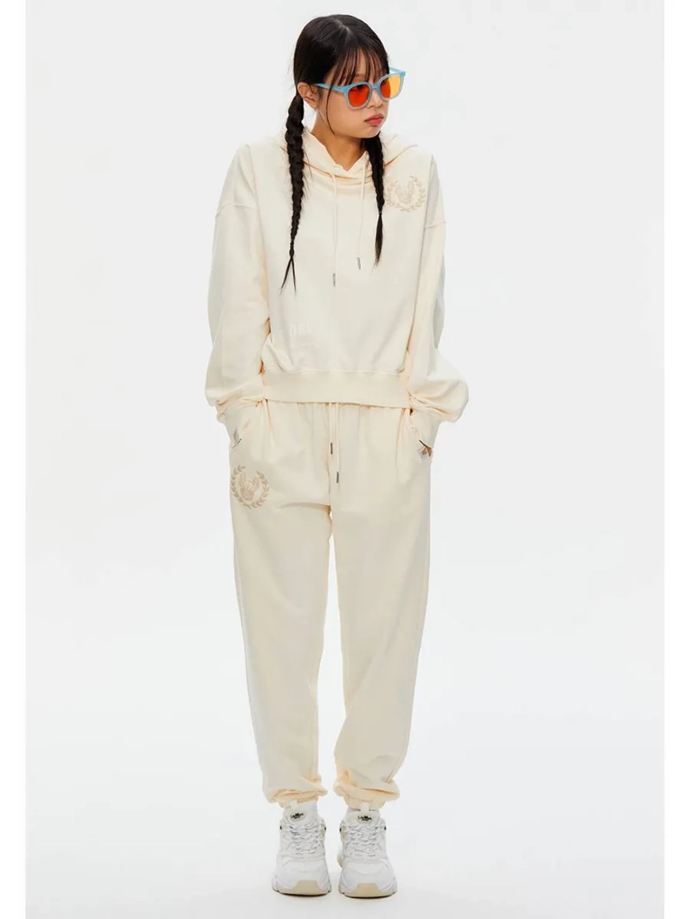 Брюки джоггеры с логотипом университета