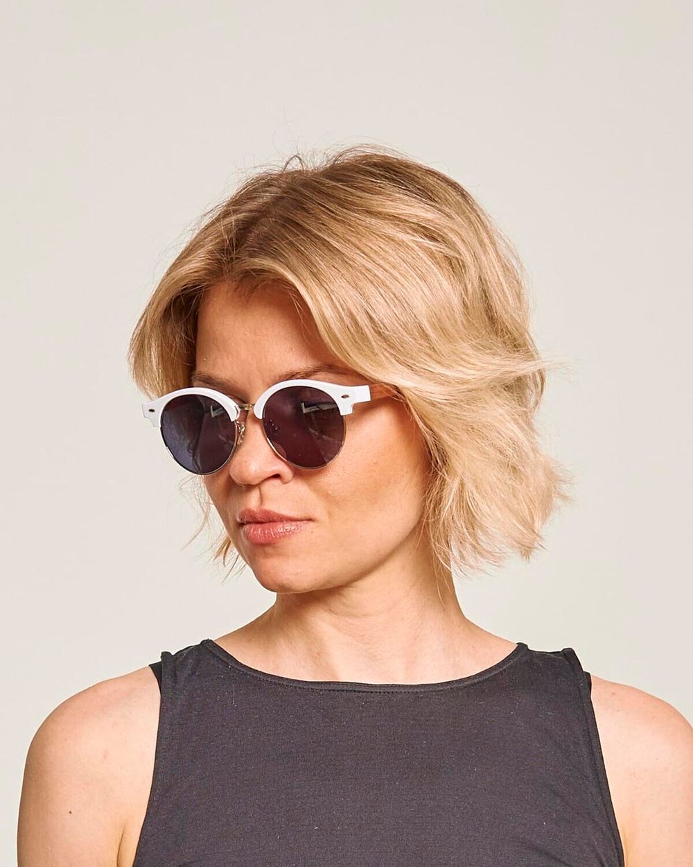 Очки солнцезащитные Spunky Jerry 6 White. dark grey