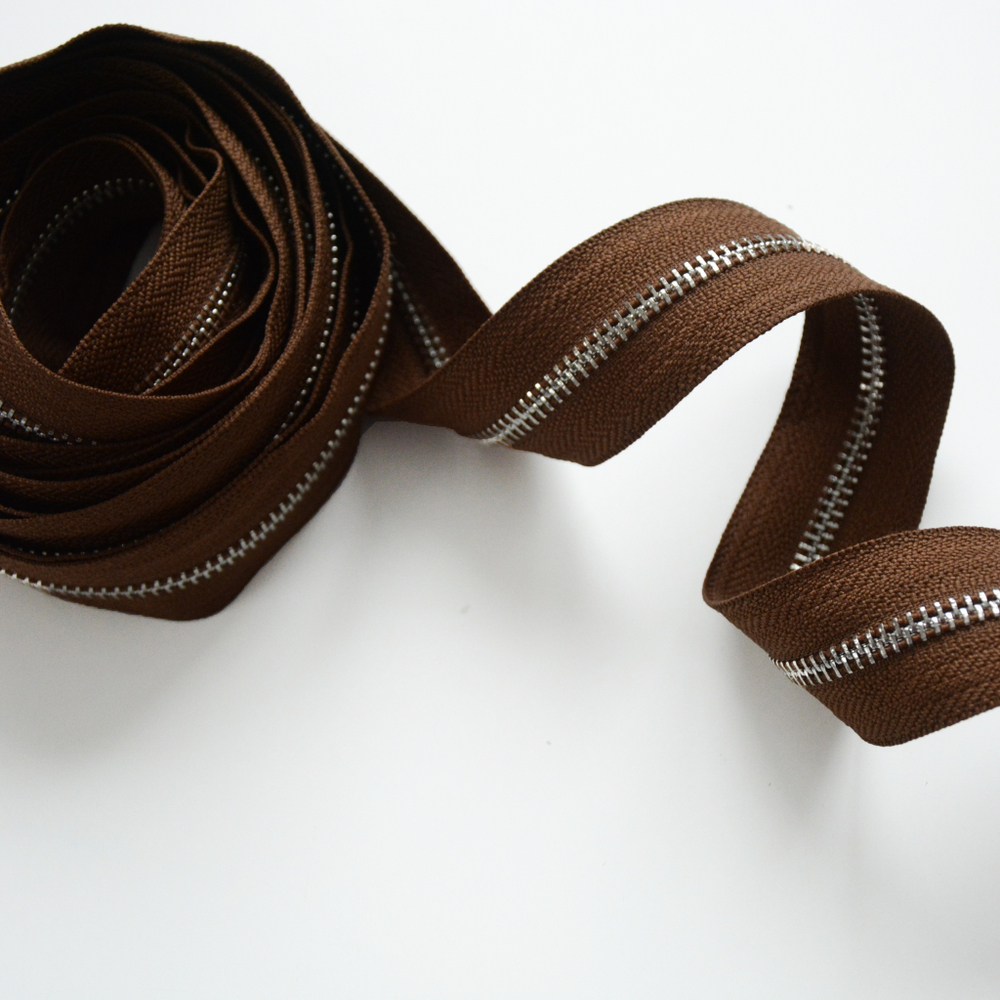 Молния металлическая №5, Шоколад, цена за 10 см.