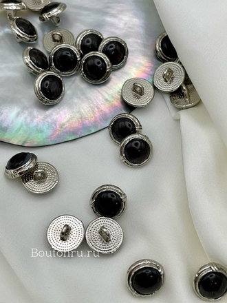 Пуговицы серебристые на ножке черный камень луна