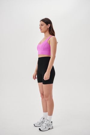 Бесшовные шорты в рубчик из итальянской пряжи