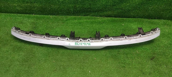 Накладка решетки радиатора Kia Seltos (2019-н.в.)