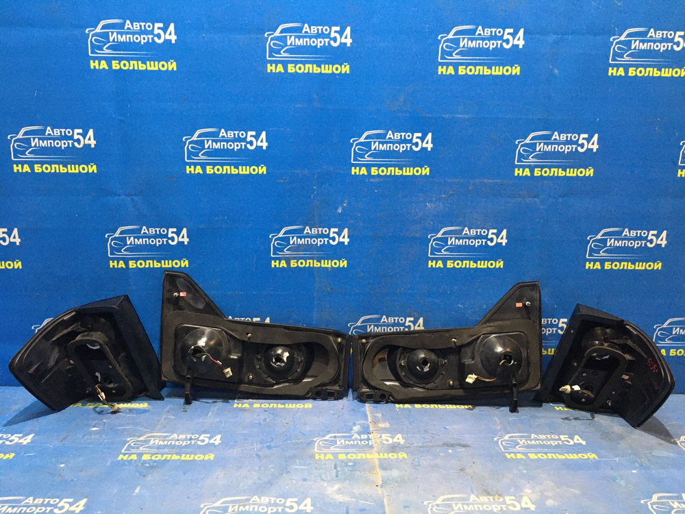 Стоп левый TOYOTA ALPHARD 2002-2005