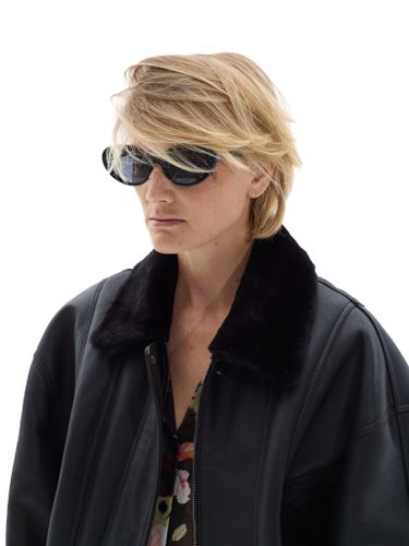 Черная кожаная оверсайз дубленка с отложным воротником