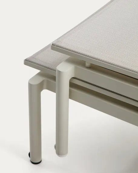 Шезлонг Lesina из серо-коричневого алюминия и текстиля цвета экрю