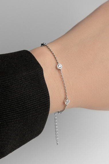 Браслет из серебра с фианитами