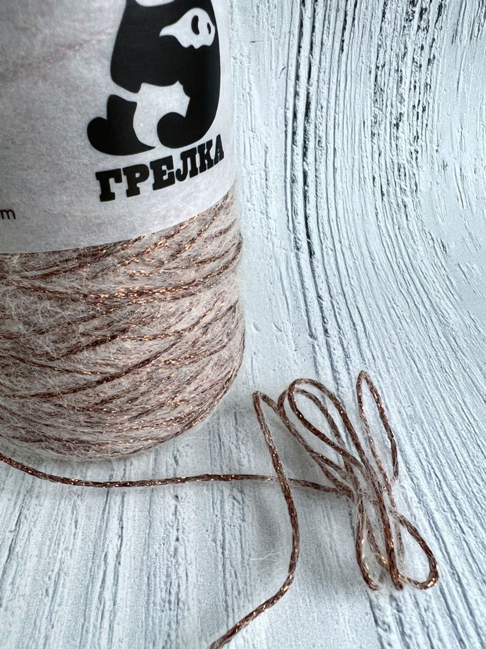 Пряжа шнур люрекс с мохером Спетакколо