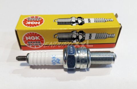 Свеча зажигания CBS300/NB300 NGK CR8E (174)