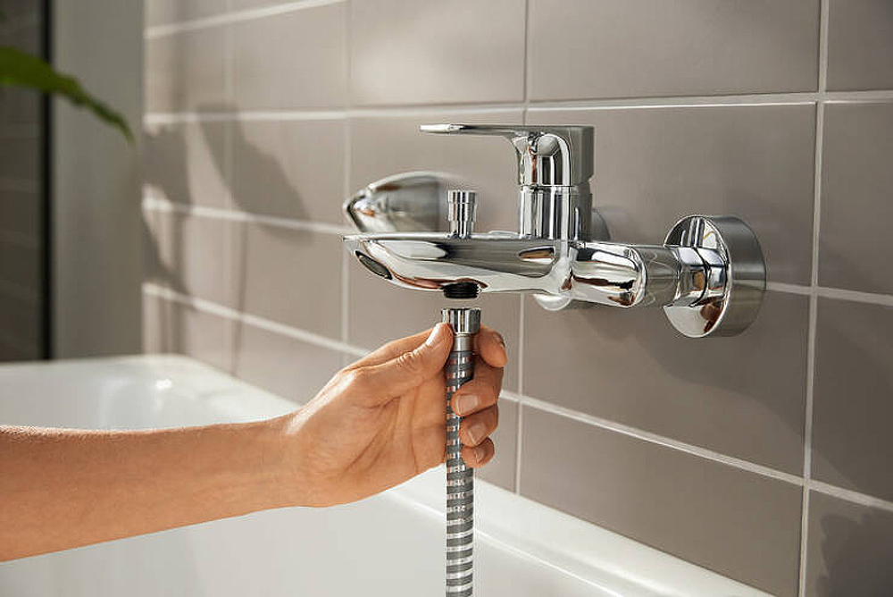 Смеситель для ванны Hansgrohe Rebris E 72450000 хром