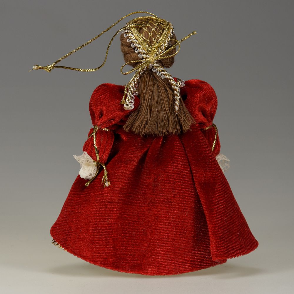 Ёлочная игрушка Джульетта в парчовом платье