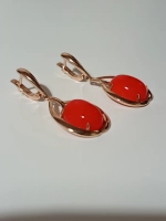 Серьги серебряные с кораллом прессованным