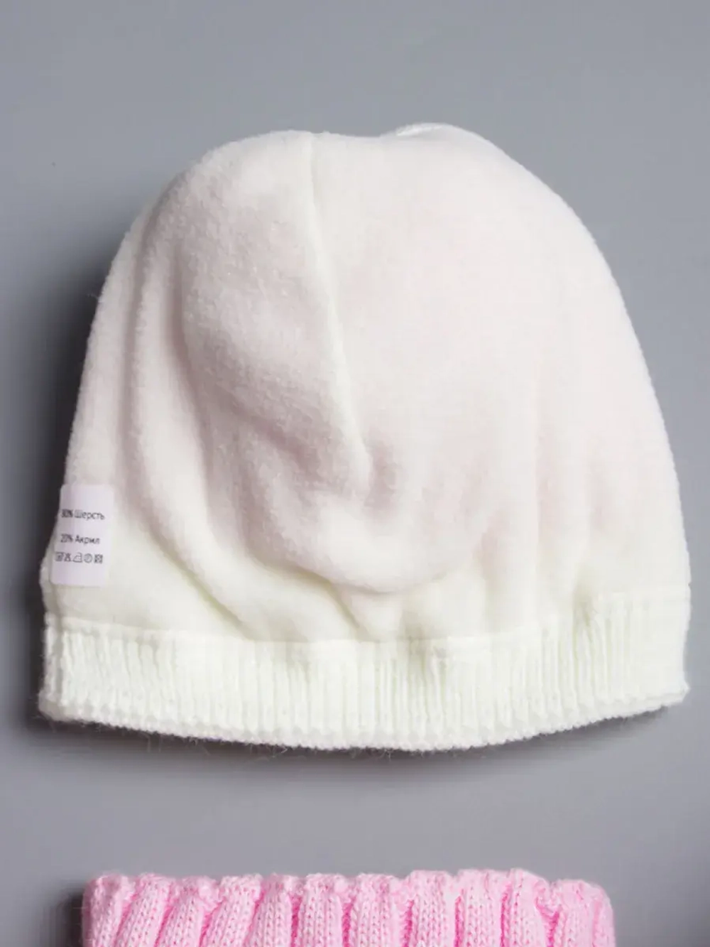 Шапка зимняя для девочки с помпоном и снуд