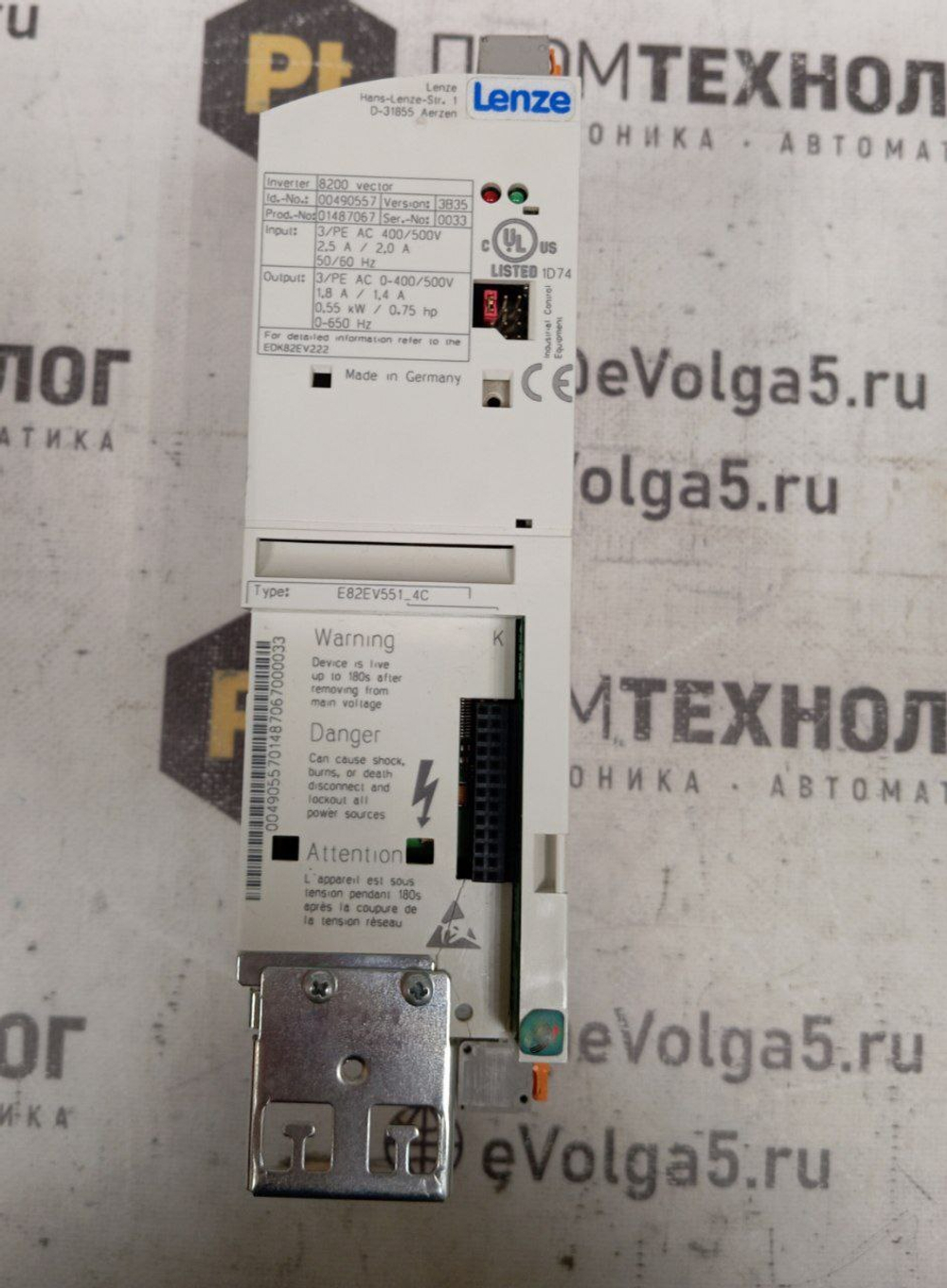 Lenze E82EV551_4C б/у