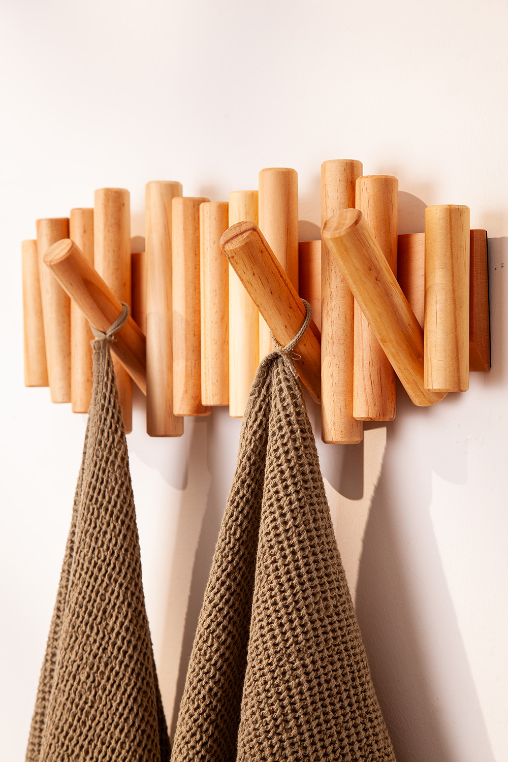 Полотенце для рук из умягченной вафли цвета хаки из коллекции essential, 50x90 см