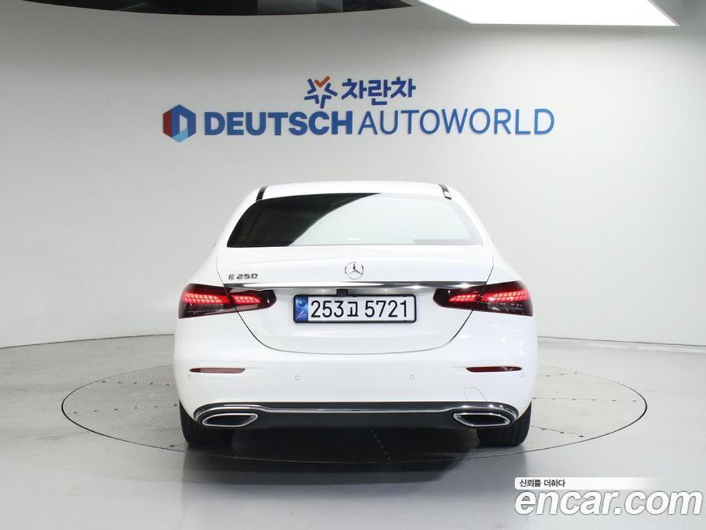 Mercedes-Benz E-Class W213 E250 Avangarde (06.2021)