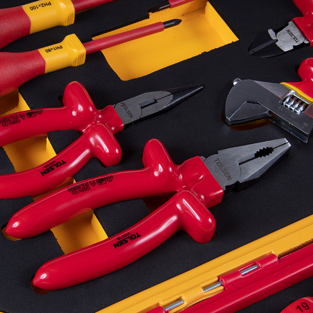 TOLSEN (TTV83825) Набор инструментов диэлектрических, универсальный, 25 предметов