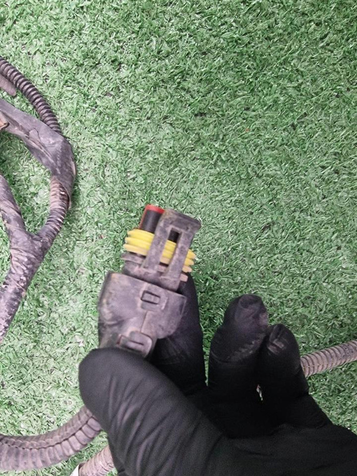 Проводка фары левая Ford Cargo (2011-н.в.)