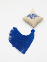 Ромб объемный на присоске DAF (экокожа, бежевый, синяя вышивка, кисть)