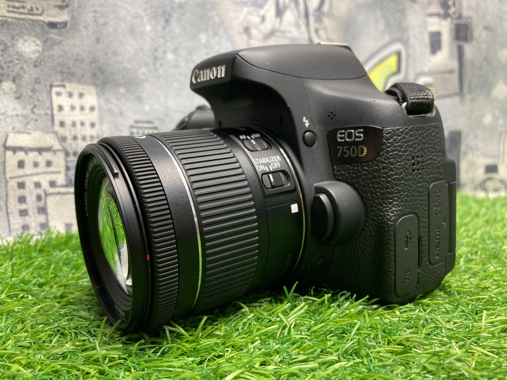 Canon 750D Kit 18-55mm IS STM 21.000 кадров