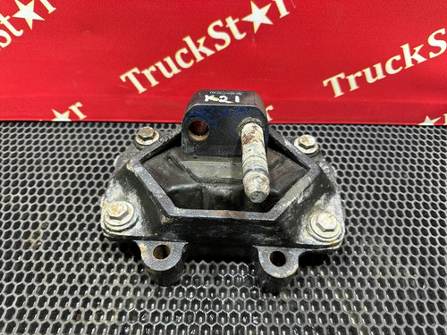 Подушка двигателя 2020г