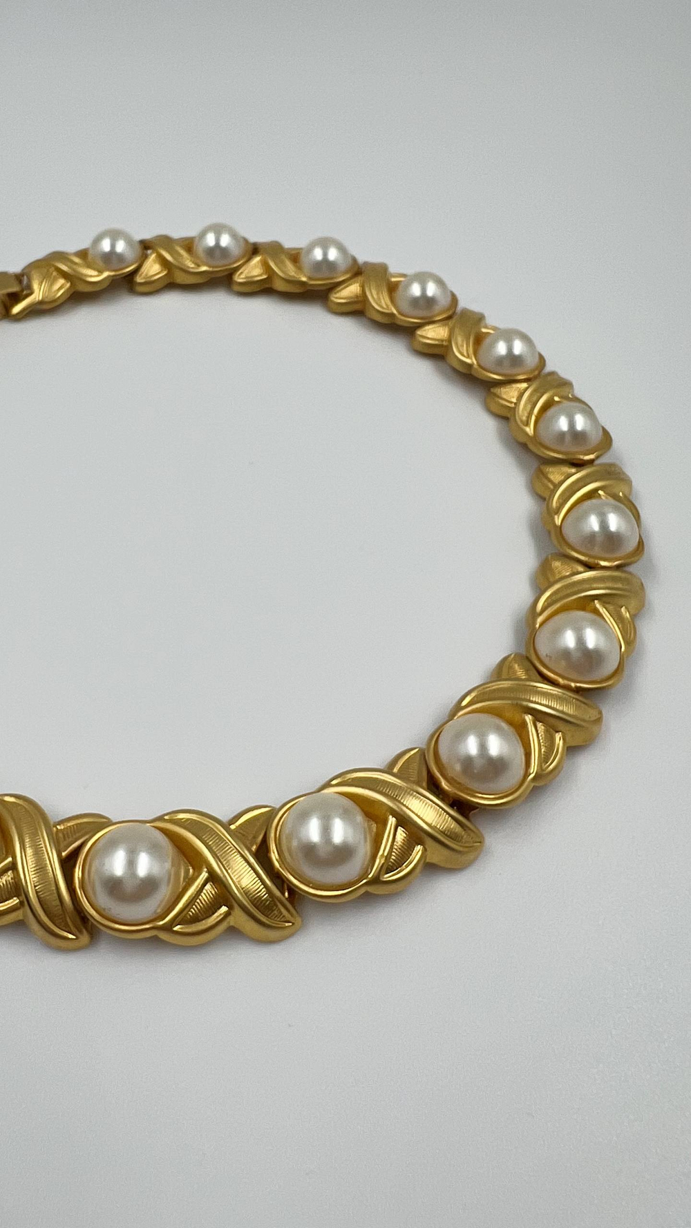 Чокер с «жемчугом»