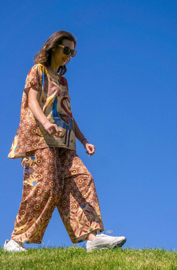 Комплект (футболка и брюки кюлоты) "Браунер", по мотивам живописи Виктора Браунера