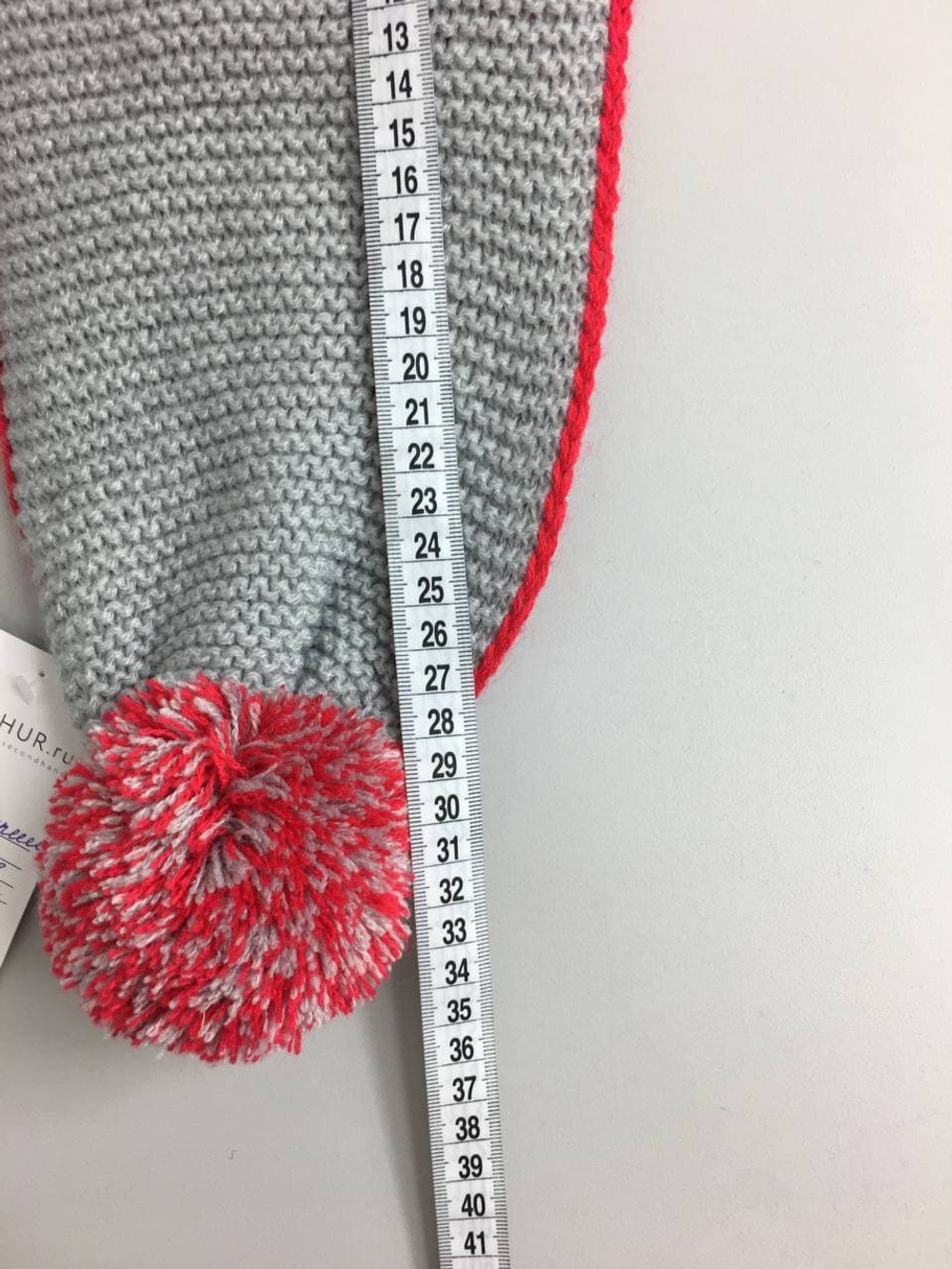 Шарф с помпонами, новый