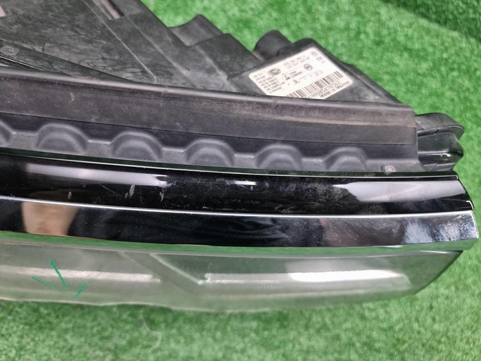 Фара правая VW Teramont (2021-н.в.) LED