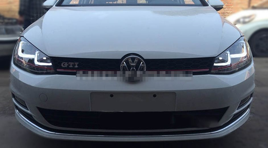 Передние фары Гольф 7 V8 type GTI [Комплект Л+П; яркие ходовые огни; биксеноновая линза; электрокорректор; LED поворотник]