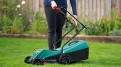 Газонокосилка Bosch Rotak 320 ER