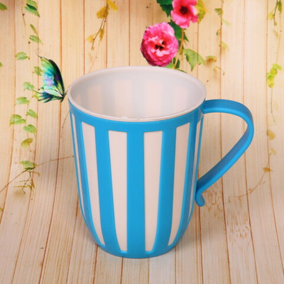 Кружка пластиковая 450мл «Полоски», цвета микс