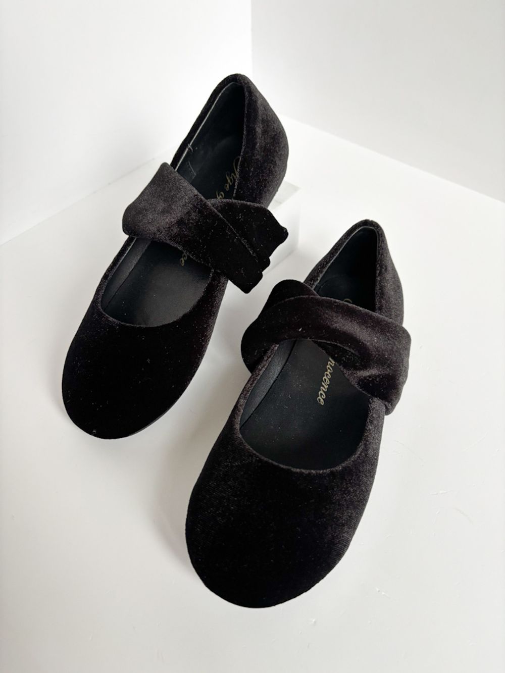 Бархатные туфли Age of Innocence, 32