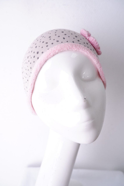 Шапка красивая