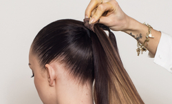 Balmain Hair Couture Хвост с цветным концом из искусственных волос 55 см Catwalk Ponytail Dip Dye