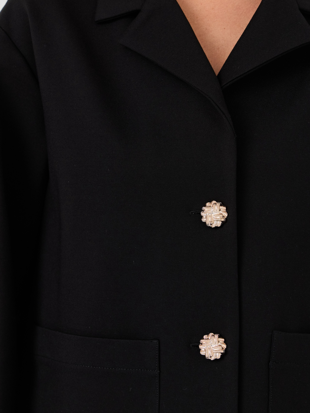 Блейзер с пуговицами