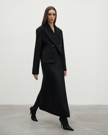 Двубортное пальто из шерсти