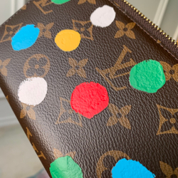 Louis Vuitton Zippy Wallet