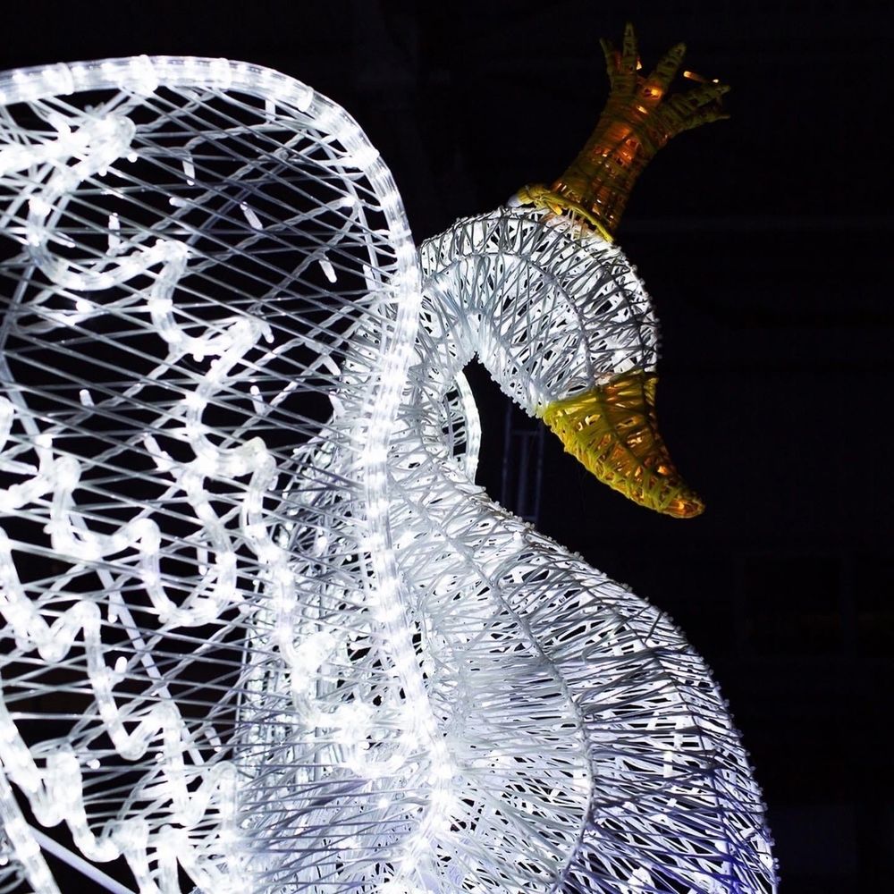 Световая фигура «Царевна-Лебедь»