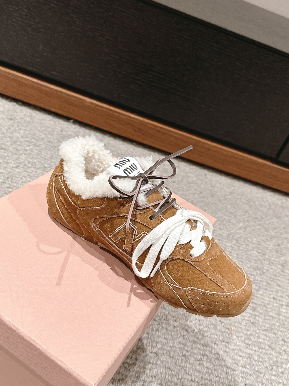 Miu Miu x New Balance 530 Sneaker