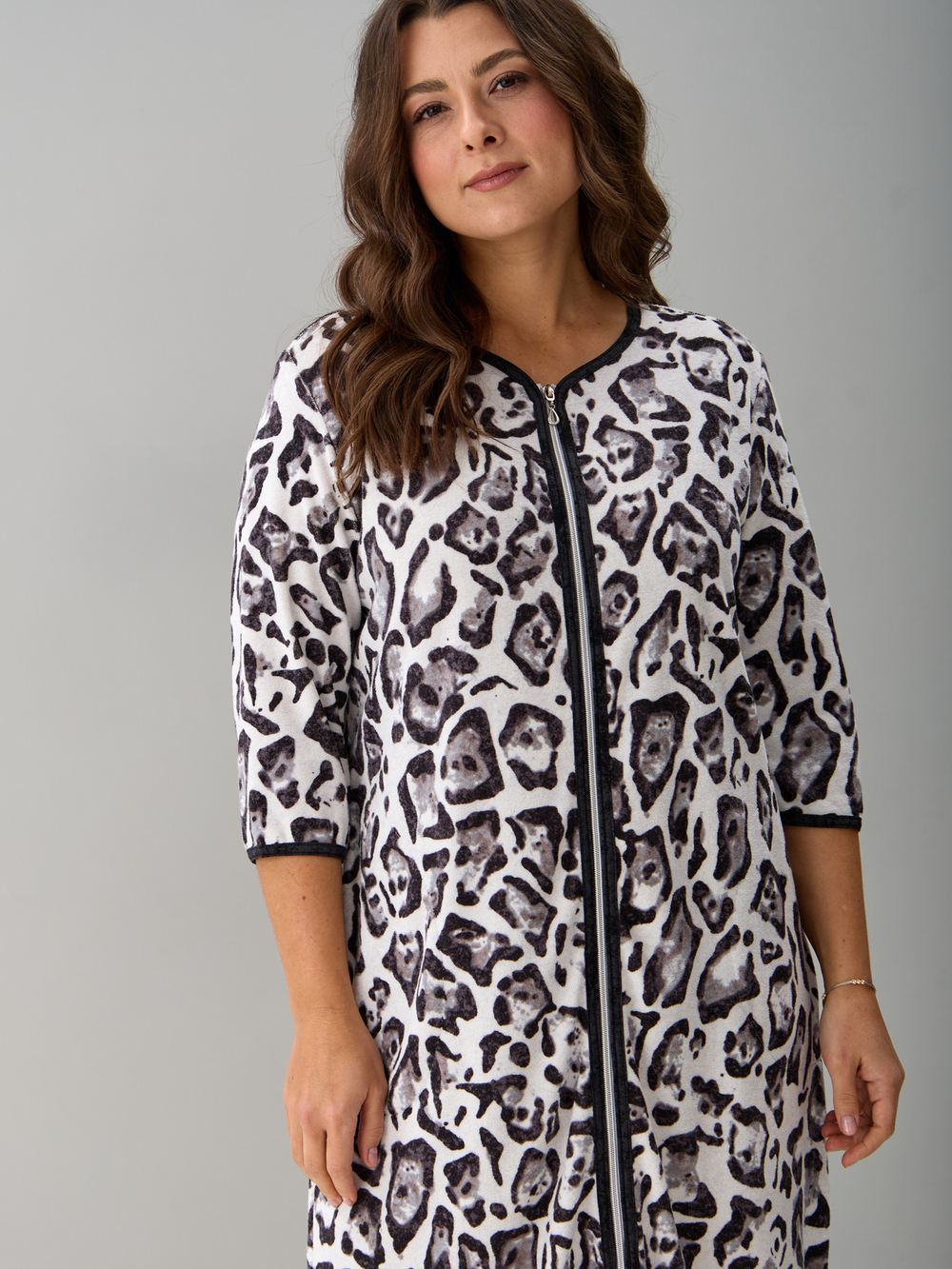 Халат Хм-562/серый-акварельлеопард