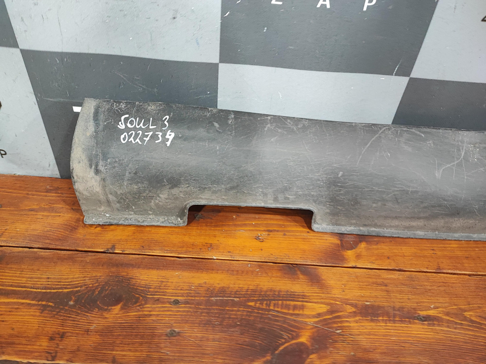 Накладка порога левого Kia Soul 3 (SK3) 19-22 Б/У Оригинал 87753K0000