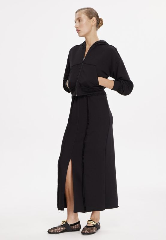 Костюм трикотажный с юбкой