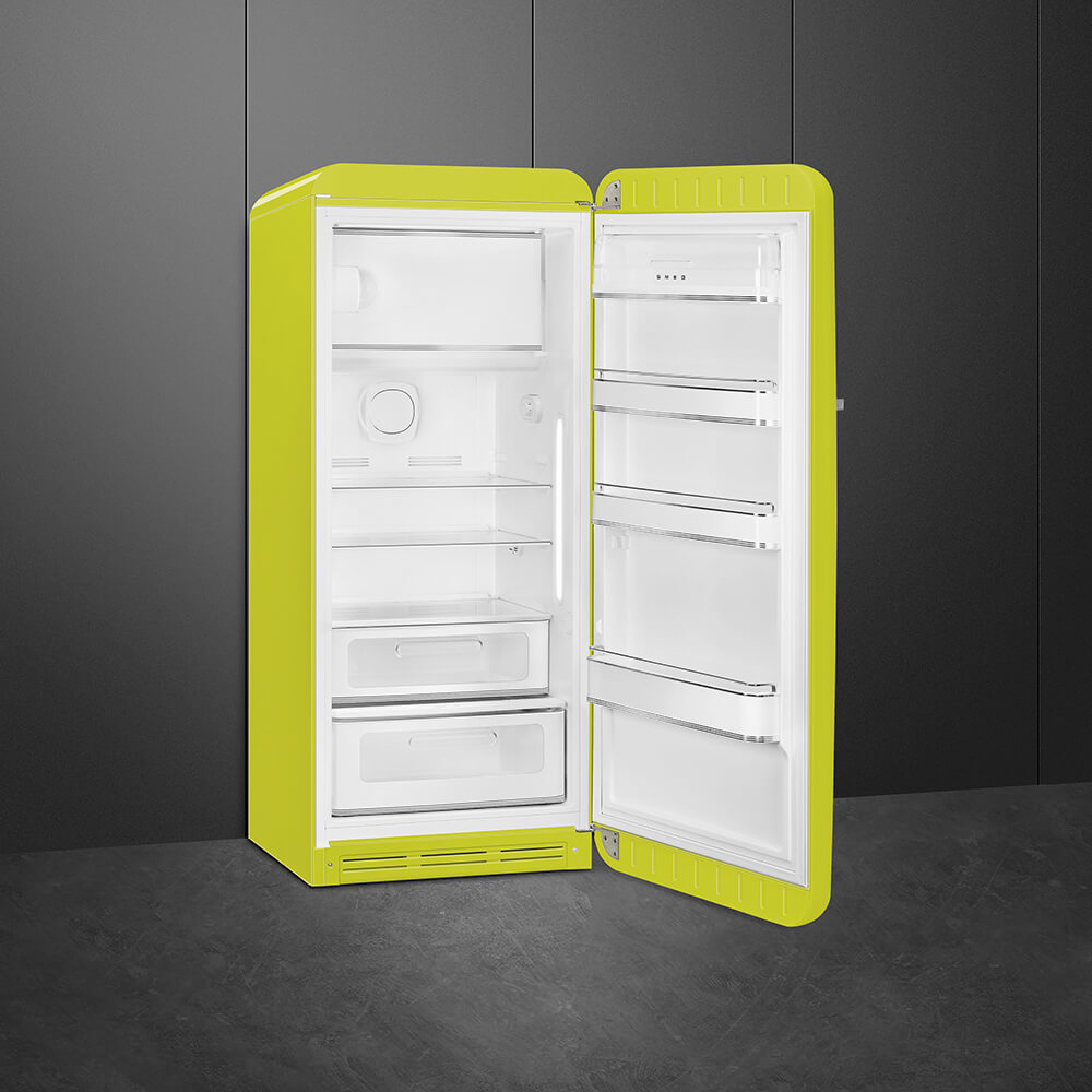 Холодильник однокамерный с морозилкой Smeg FAB28RLI5 внутри